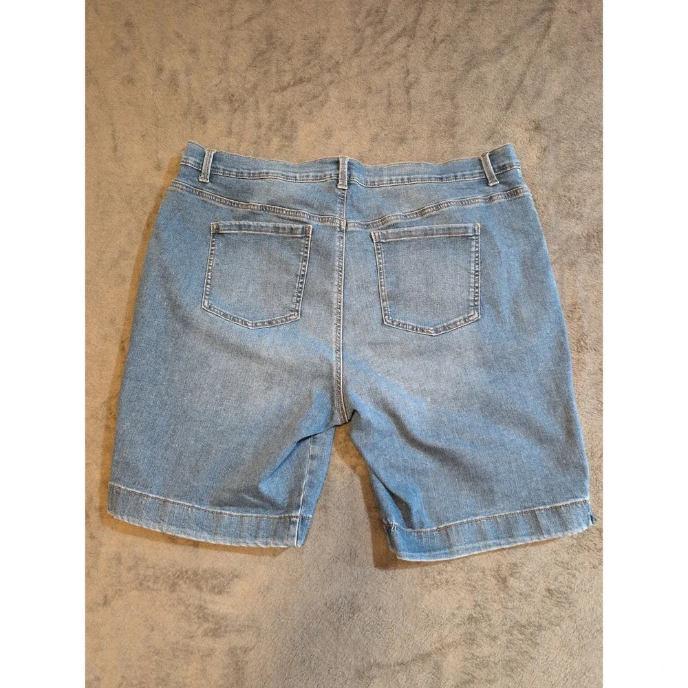 Gloria Vanderbilt Amanda‎ Slimming Stretch Bermuda Denim Shorts Blue Womens 20W